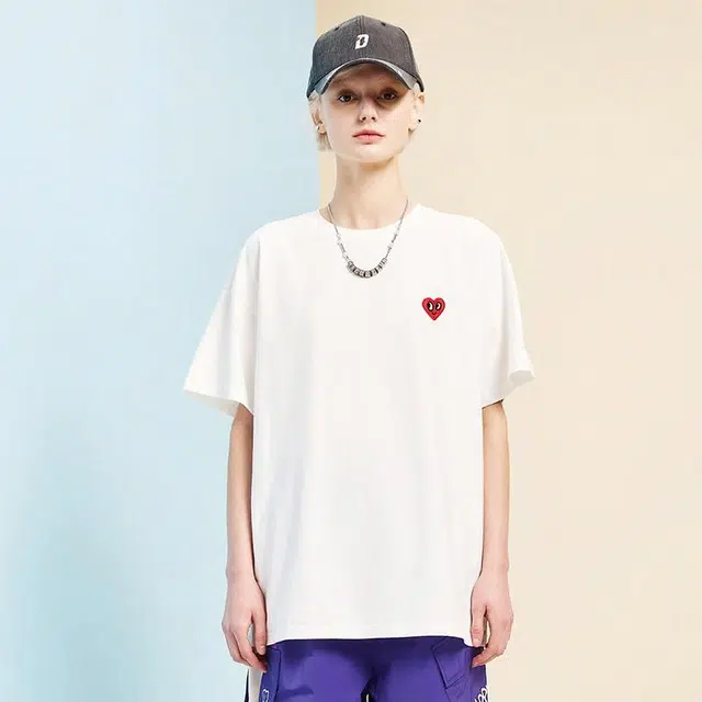 DIBINSAI STUDIO x CHARLES JANG'S HAPPY HEART T