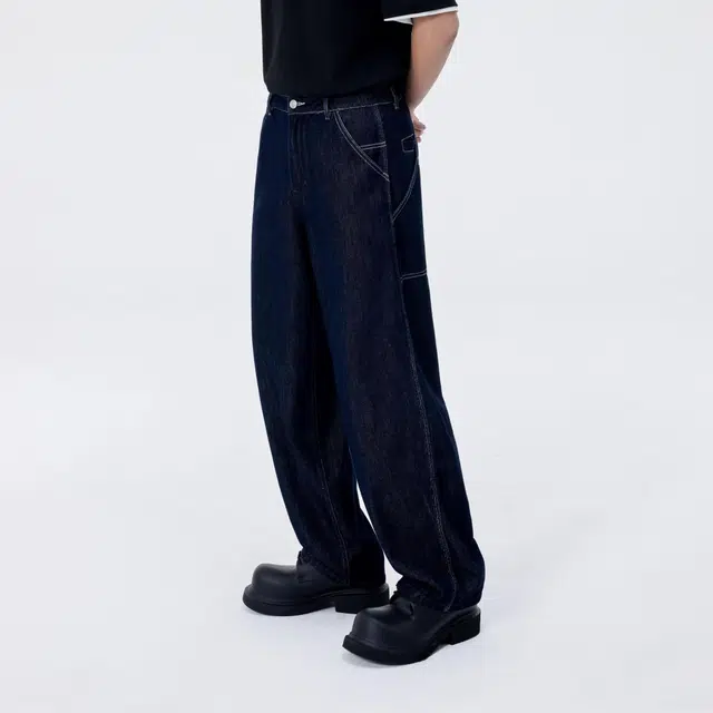 Lee Cooper