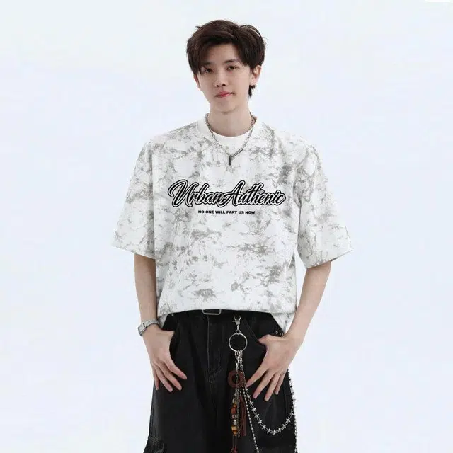 URBAN AUTHENTIC logoT