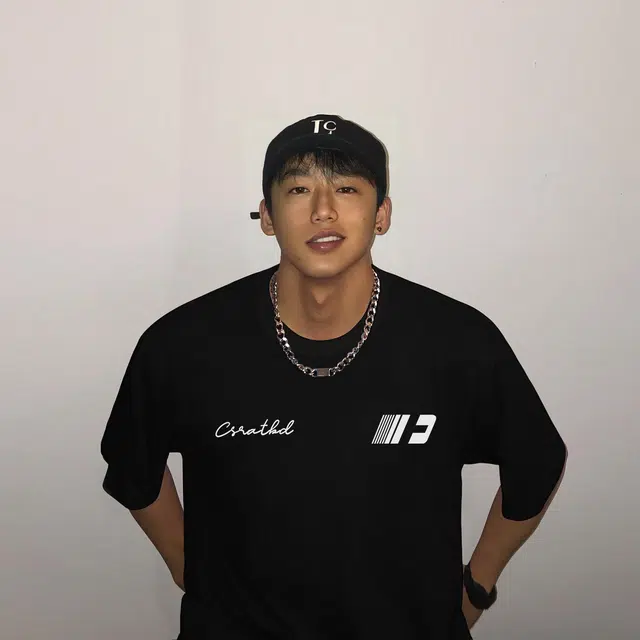HIPHOPPUNKS T