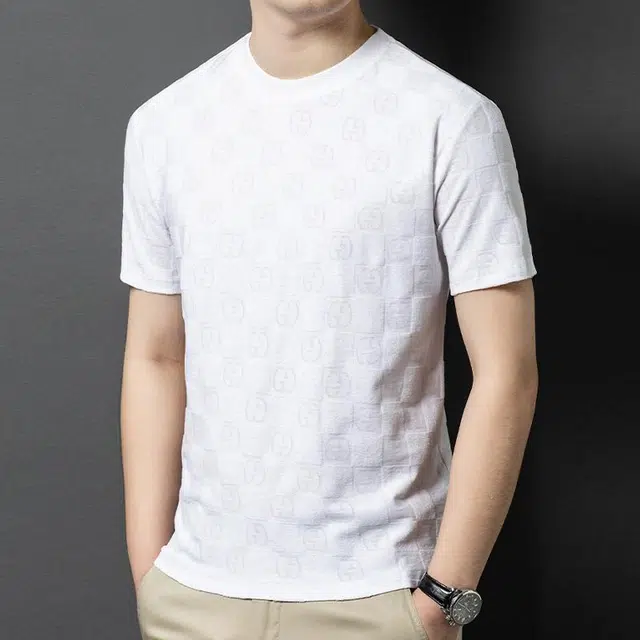 Devanro T