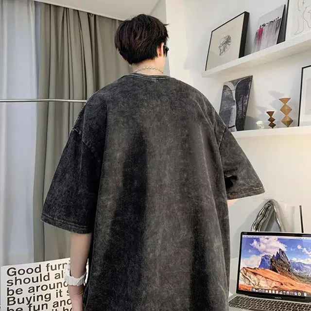 Fakeyoung T