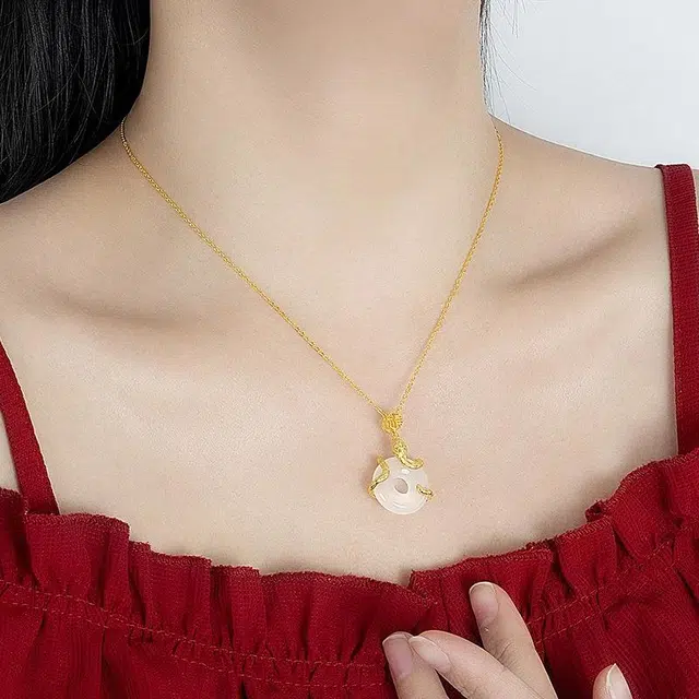 凤庙珠宝 灵蛇吊坠 新中式平安扣吉祥如意招财纳福蛇年大吉 复古生肖蛇精致国潮锁骨链小众设计#好运 玉髓 玉石项链 女款