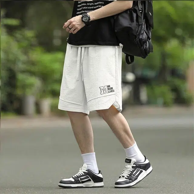 兰缪 日系简约纯色基础款日常通勤字母舒适复古美式百搭亲肤柔软舒适透气宽松五分休闲短裤 男女同款