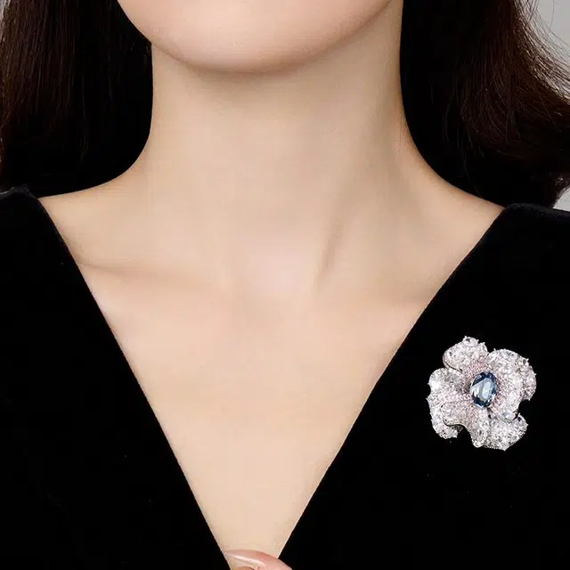 VIOLET
