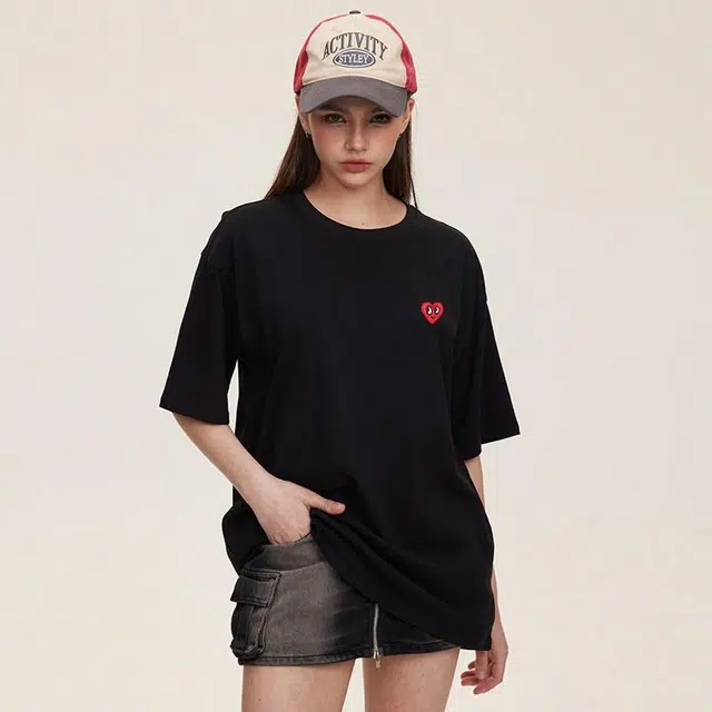 DIBINSAI STUDIO x CHARLES JANG'S HAPPY HEART T