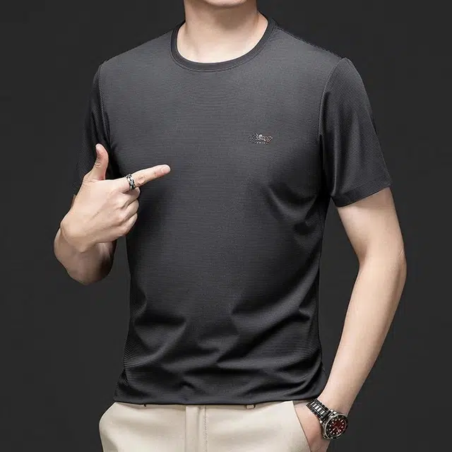 Devanro T
