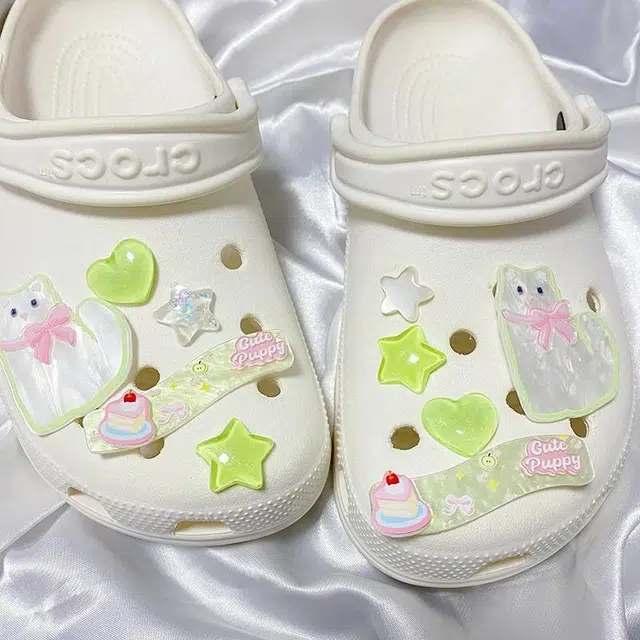 US8ACC CrocsDIY