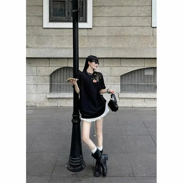 PAUL COSTELLOE T