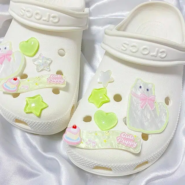 US8ACC CrocsDIY