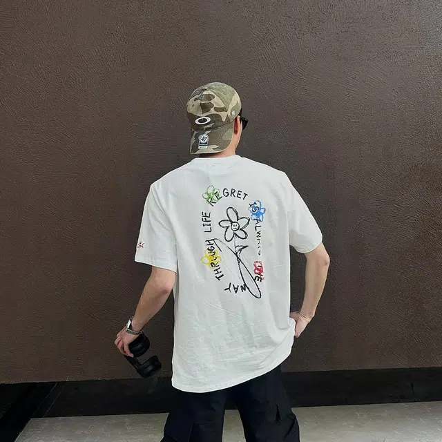 WE HONEY T