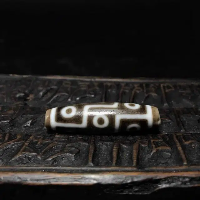 灵运宝 转运招财九眼天珠颜色分明皮壳温润老矿风化油润包浆老料器磨损到位天然 玛瑙 吊坠 男女同款情侣款