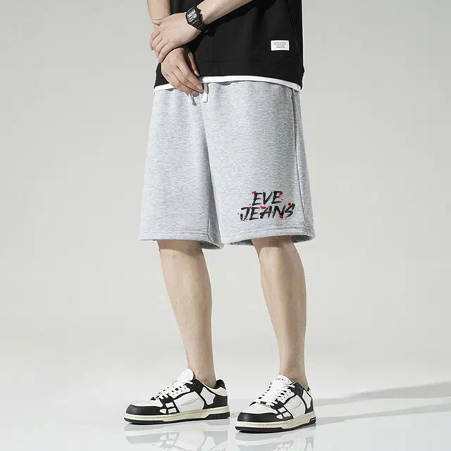 EVE Jeans logo