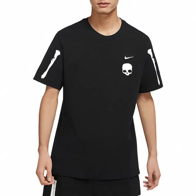 Nike Sportswear T