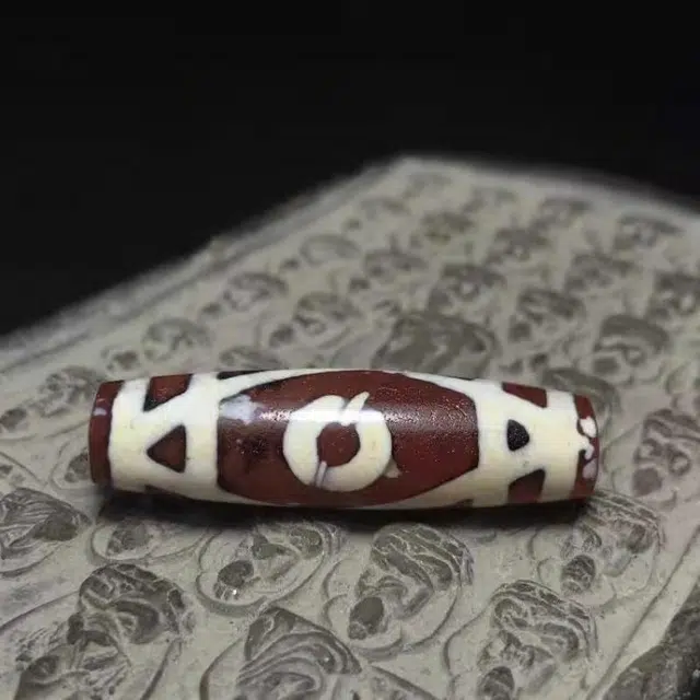 灵运宝 转运招财镶蚀红两眼天珠旁系线条老矿风化油润包浆老料器磨损到位天然 玛瑙 吊坠 男女同款情侣款