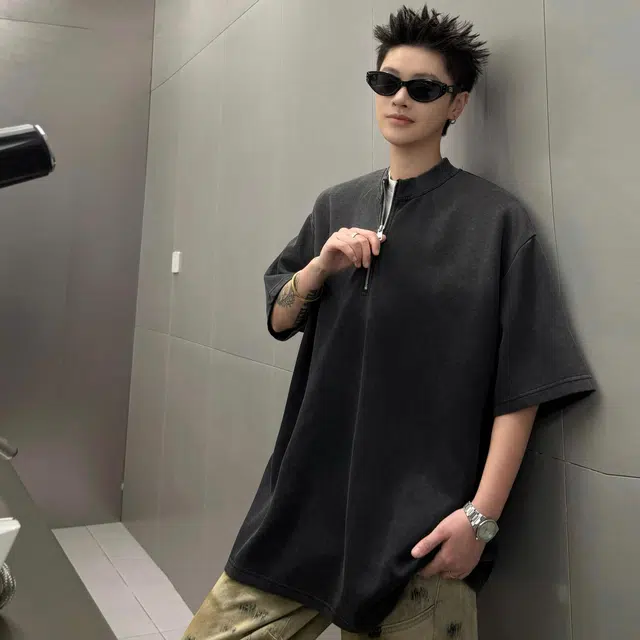 MARK WAFFLE T