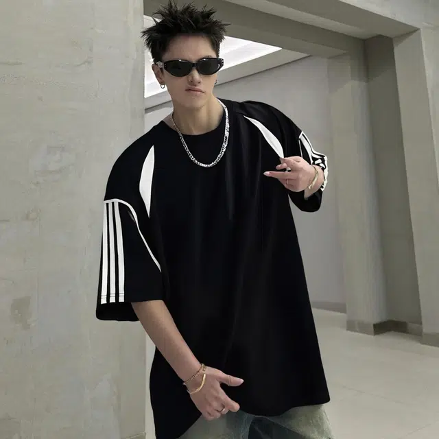 MARK WAFFLE T