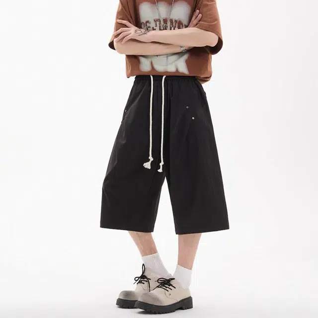 臣目 褶皱设计感七分美式复古运动休闲短裤 男款