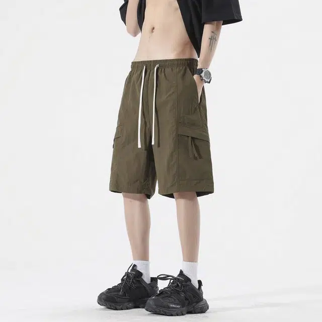 海尔斯 美式高街舒适时尚简约纯色夏季薄款宽松弹力休闲短裤 男款