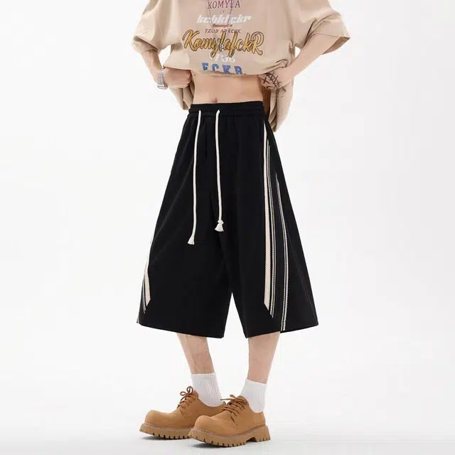 臣目 美式复古慵懒风撞色拼接条纹宽松七分休闲短裤 男款