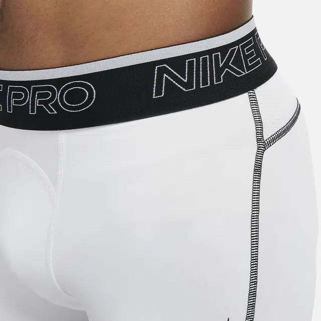 Nike Pro Dri-FIT Logo