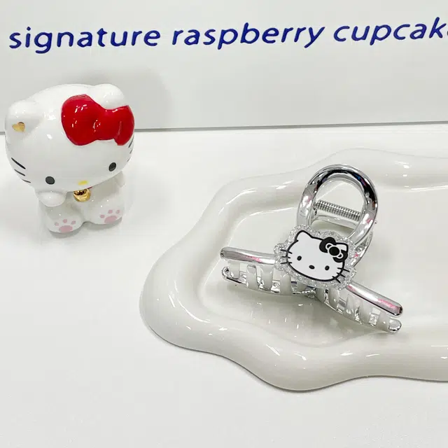 Sanrio Hello Kitty