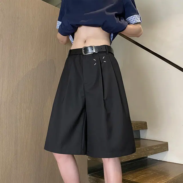 哲源 美式复古简约时尚纯色西装五分裤基础款凉感透气高级感痞帅无性别主义日常通勤垂感百搭宽松轻奢商务运动休闲短裤 男女同款 黑色