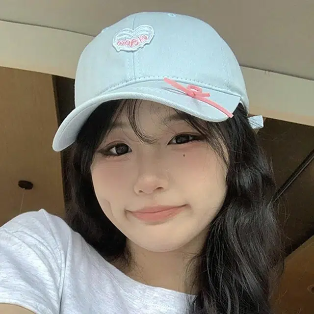 木林森 可爱小煤球爱心刺绣户外出行甜酷辣妹蝴蝶结软糯风时尚潮流百搭大头围显脸小防晒遮阳 棉 鸭舌帽 男女同款情侣款