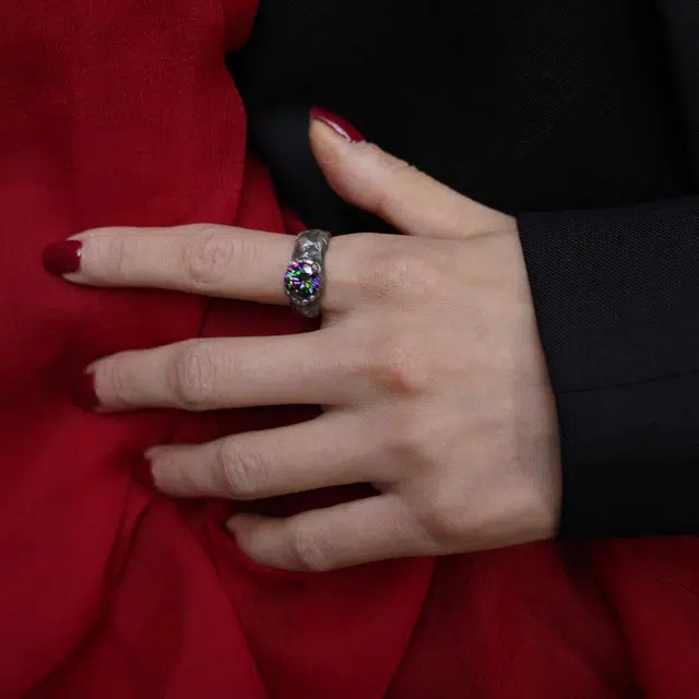 Empress 47 925