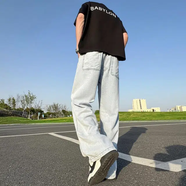 JEANSWEST