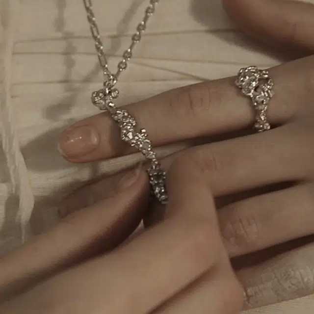 Empress 47 925