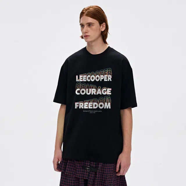 Lee Cooper T