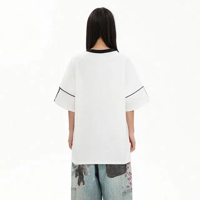 URBAN AUTHENTIC LOGOT