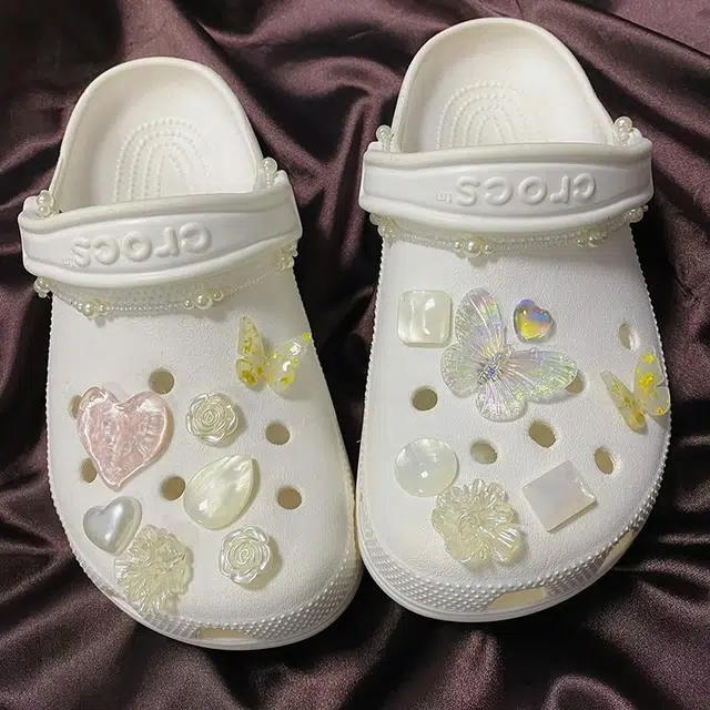 US8ACC Crocs DIY