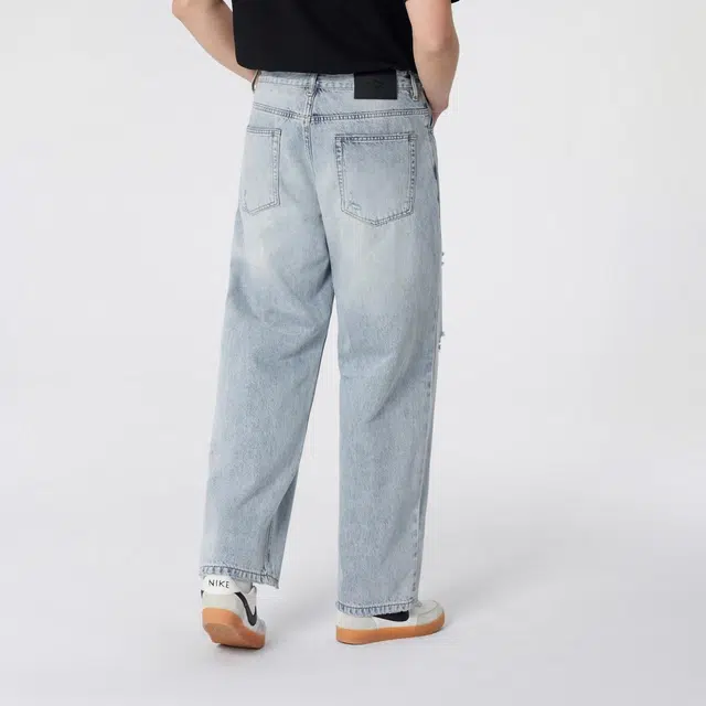 Lee Cooper