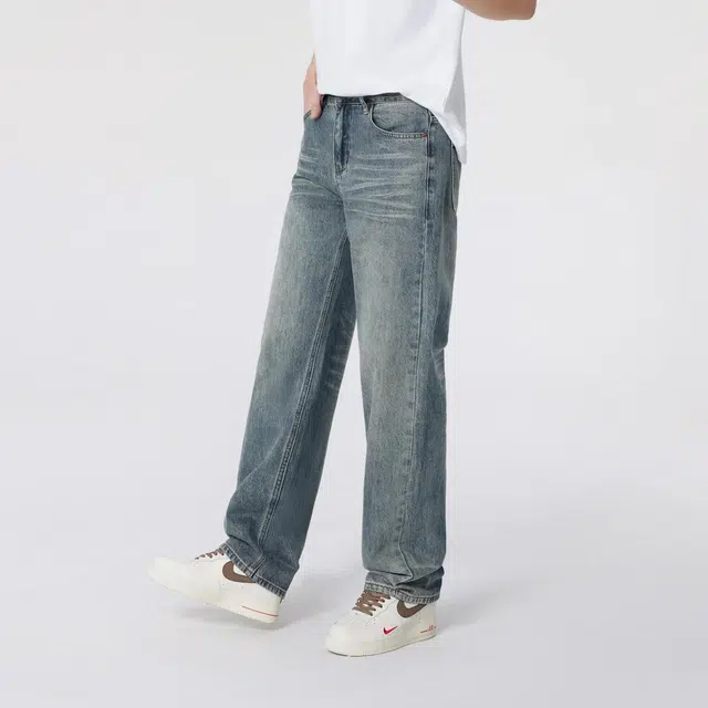 Lee Cooper