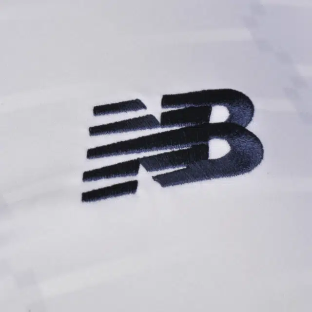 New Balance Liverpool FC Away SS Jersey 201920 logoV