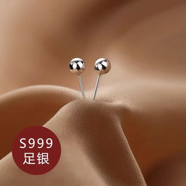 999