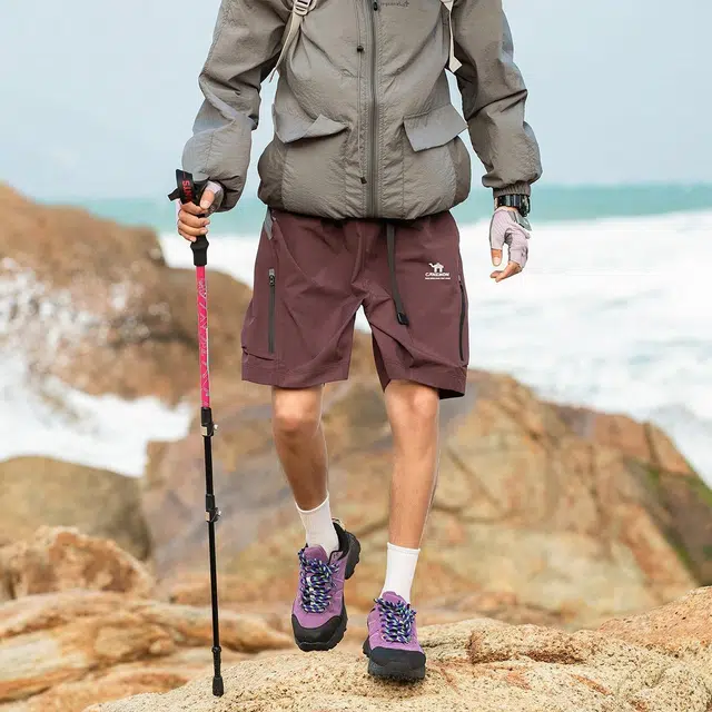 领航骆驼 美式高街舒适户外潮流字母中腰系带百搭宽松休闲短裤 男款