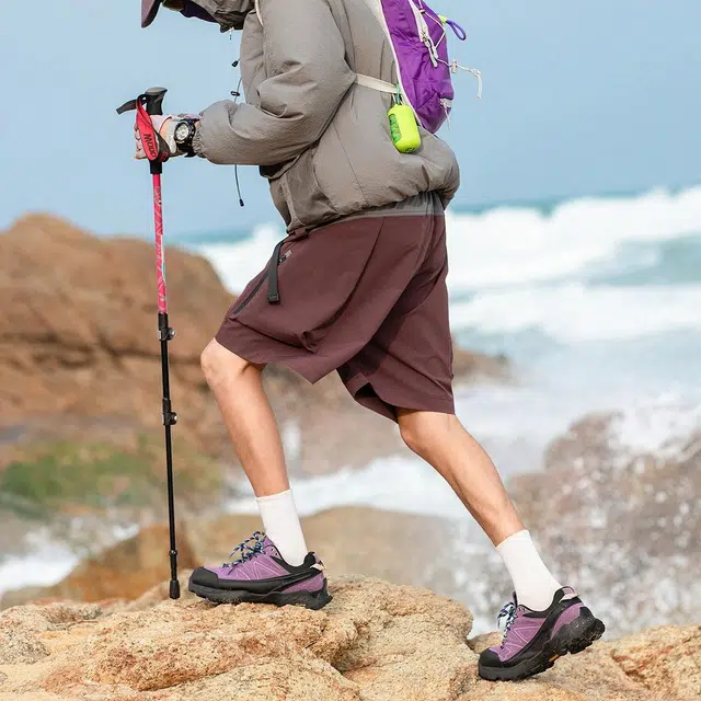 领航骆驼 美式高街舒适户外潮流字母中腰系带百搭宽松休闲短裤 男款