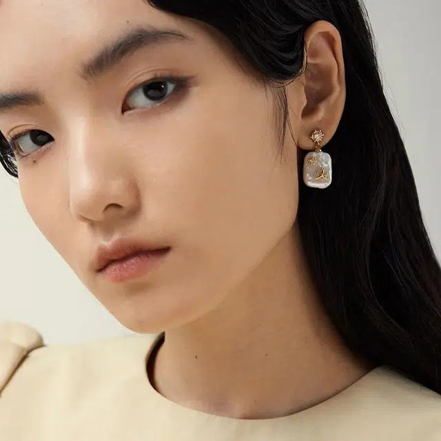 GOOGMO 18K