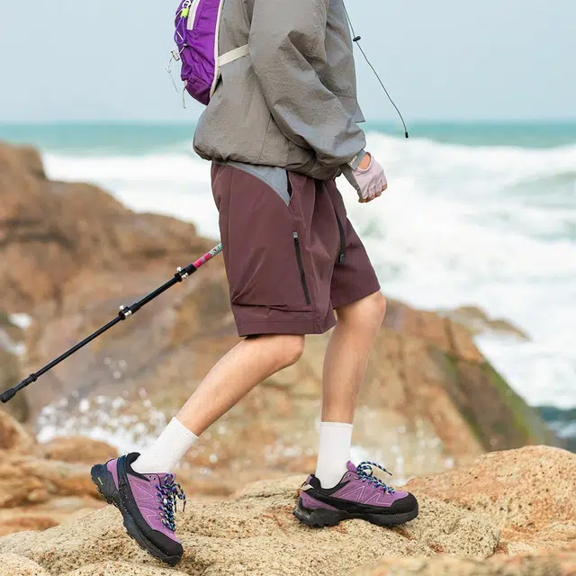 领航骆驼 美式高街舒适户外潮流字母中腰系带百搭宽松休闲短裤 男款