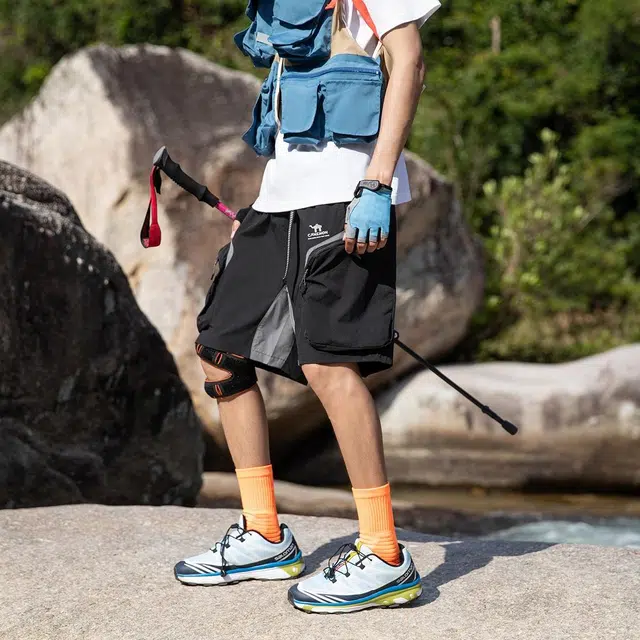 领航骆驼 美式高街字母图案户外中腰系带百搭宽松休闲短裤 男款