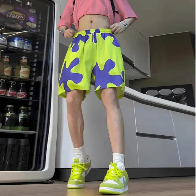 物质公式 美式复古高街趣味动漫卡通多巴胺冰丝凉感舒适柔软亲肤穿搭宽松百搭沙滩裤篮球运动速干中腰系带透气五分休闲短裤 男女同款 绿色
