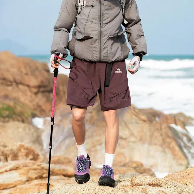 领航骆驼 美式高街舒适户外字母中腰百搭系带宽松休闲短裤 男款