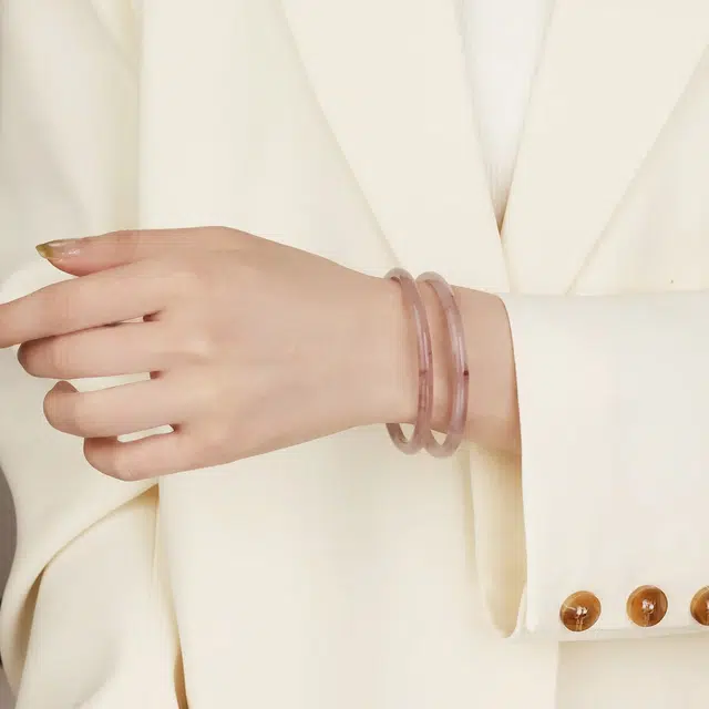 六桂福 福韵金 荆棘玫瑰 精致轻奢时尚优雅气质 小清新简约小众高级感设计 琉璃 手镯 女款