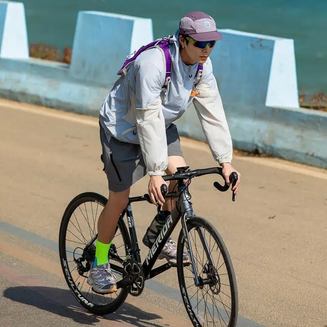 领航骆驼 山系户外防晒运动百搭夹克外套 男款