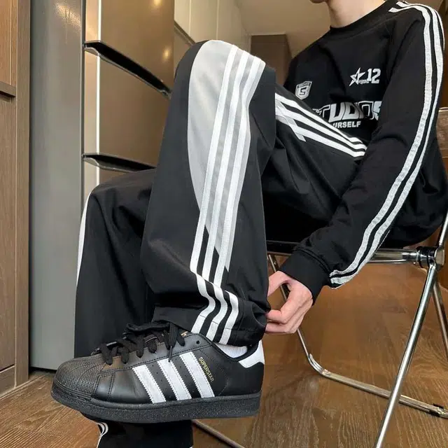 PANDA ADEVIL vibe