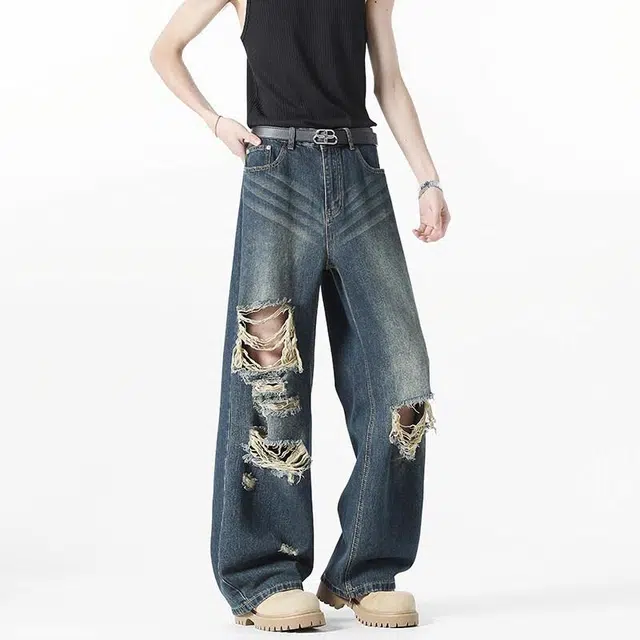 URBAN AUTHENTIC