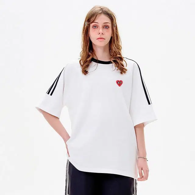 DIBINSAI STUDIO x CHARLES JANG'S HAPPY HEART Logo T